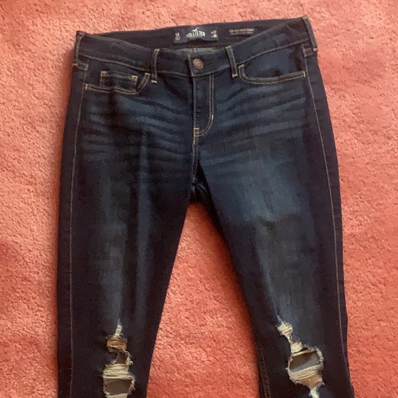 Hollister Super Skinny Jeans - Picture 2 of 3